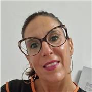 Hola!! Soy una chica chica bilingue frances/español nativa.